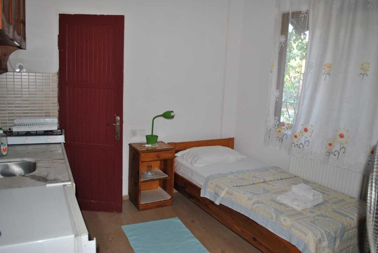 Gunebakan Taliani Hotel Ayvalik Bagian luar foto