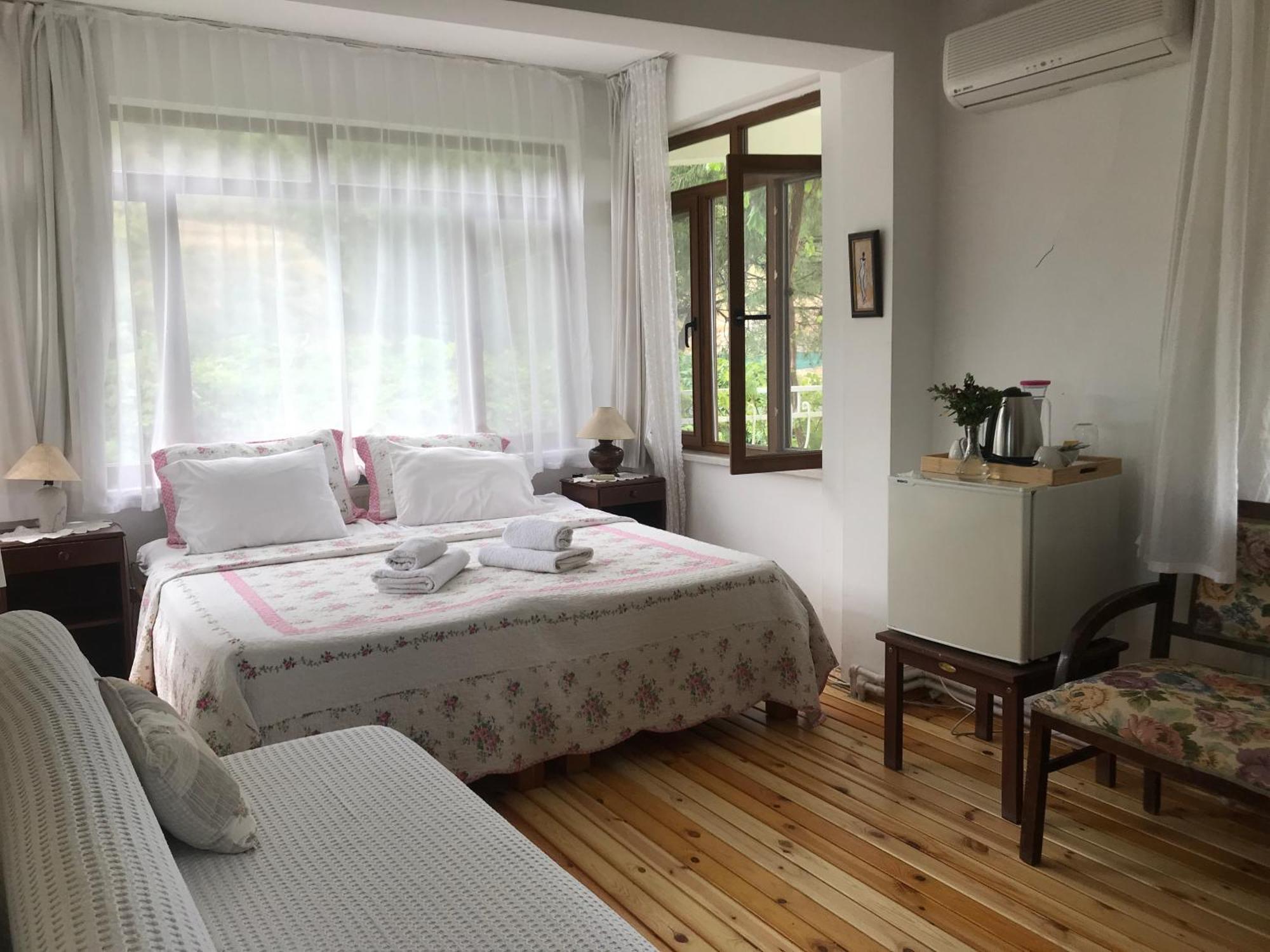 Gunebakan Taliani Hotel Ayvalik Bagian luar foto