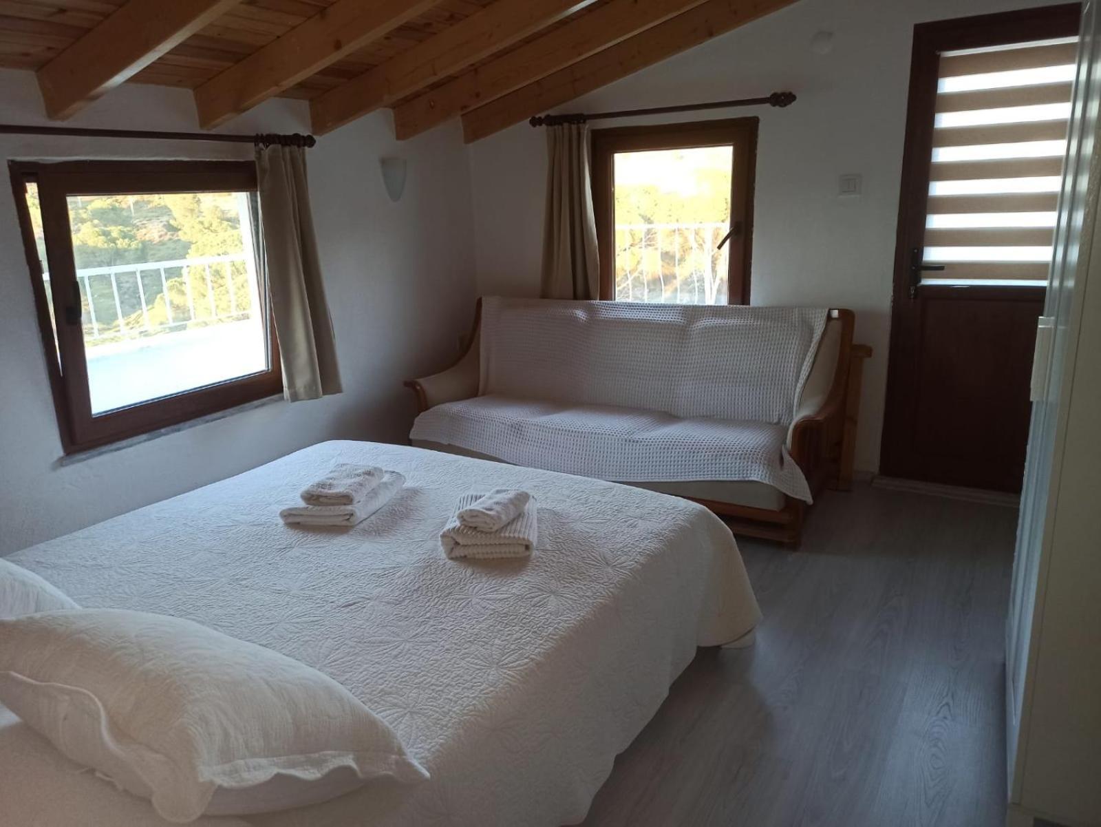 Gunebakan Taliani Hotel Ayvalik Bagian luar foto