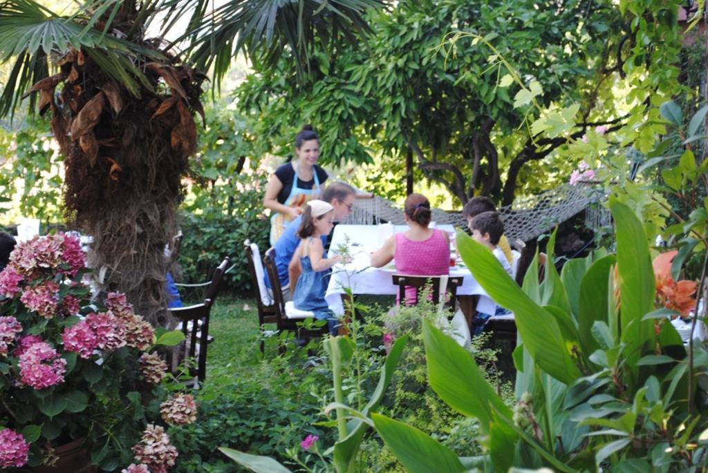 Gunebakan Taliani Hotel Ayvalik Bagian luar foto